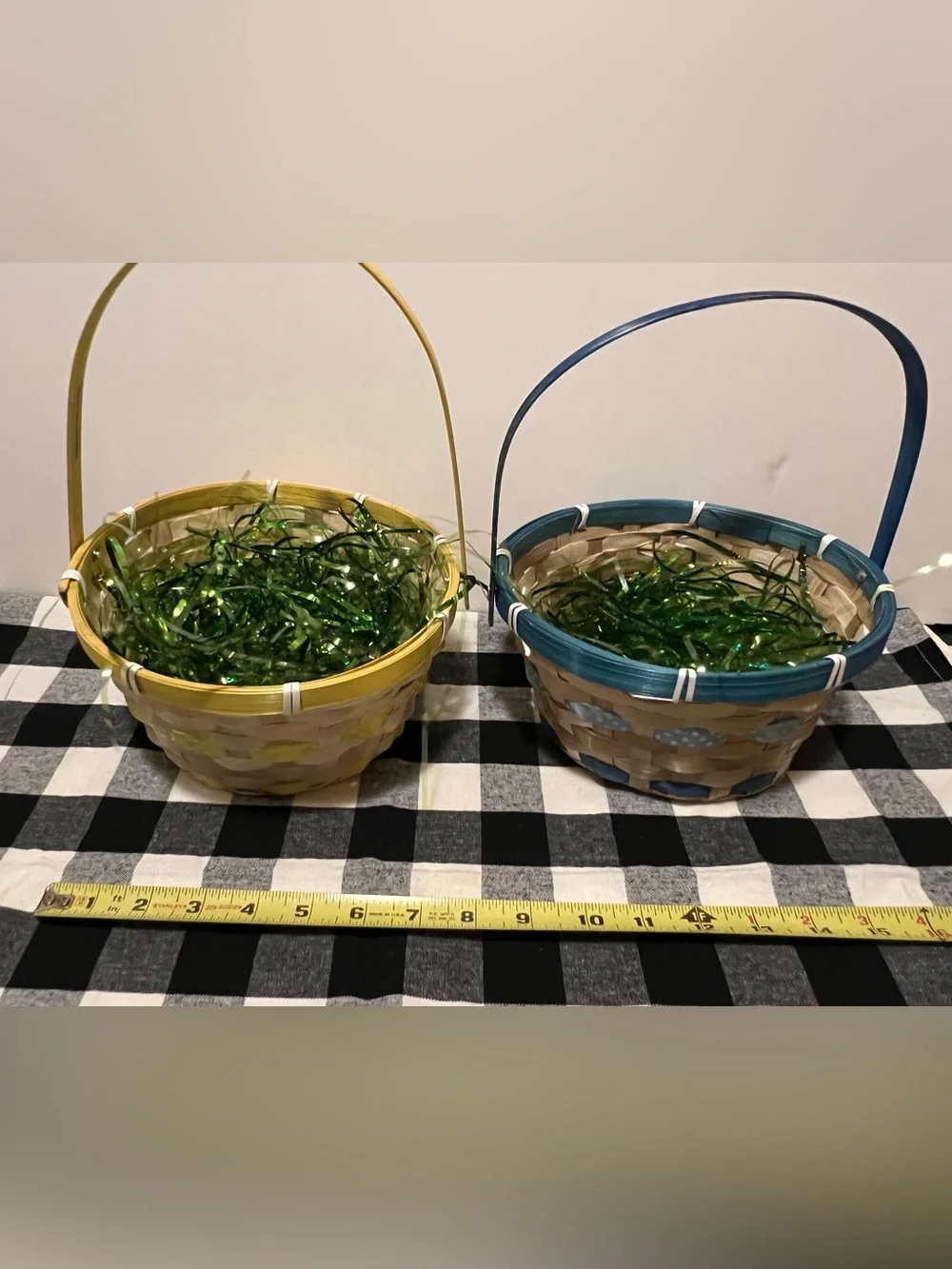 LOT OF 2 WOVEN EASTER BASKETS.